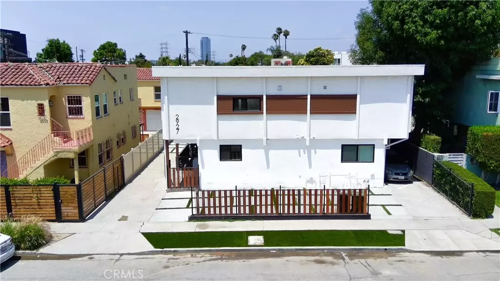 2927 S Redondo BLVD, Los Angeles, CA 90016