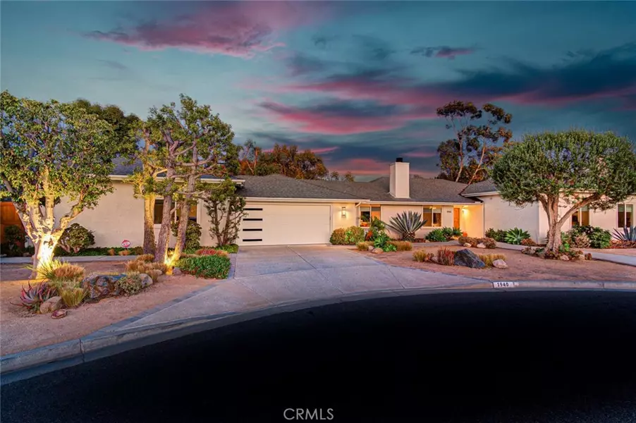 1940 Whittier AVE, Costa Mesa, CA 92627