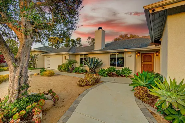Costa Mesa, CA 92627,1940 Whittier