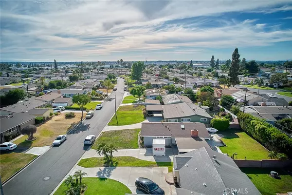 La Mirada, CA 90638,14463 San Esteban DR