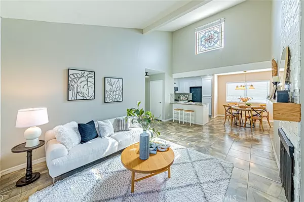 La Habra, CA 90631,1042 E La Habra BLVD #233