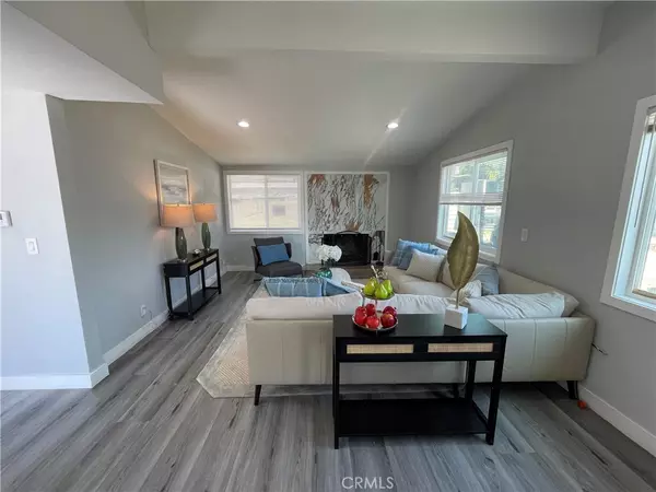 2148 W Niobe AVE, Anaheim, CA 92804
