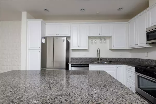 Anaheim, CA 92805,478 E Santa Ana ST