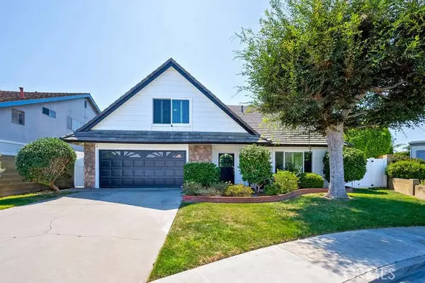 9572 Indian Wells CIR, Huntington Beach, CA 92646