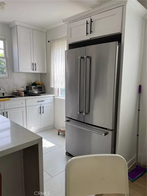North Hollywood, CA 91605,8129 Radford AVE