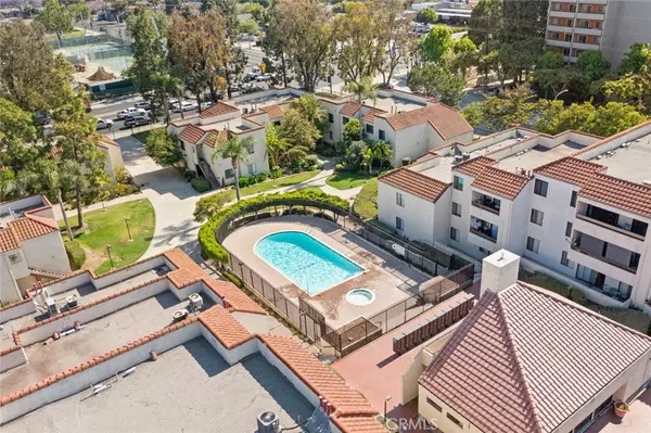 701 W 1st ST #D101, Santa Ana, CA 92701