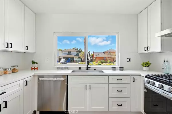 Cypress, CA 90630,6897 Leilani LN