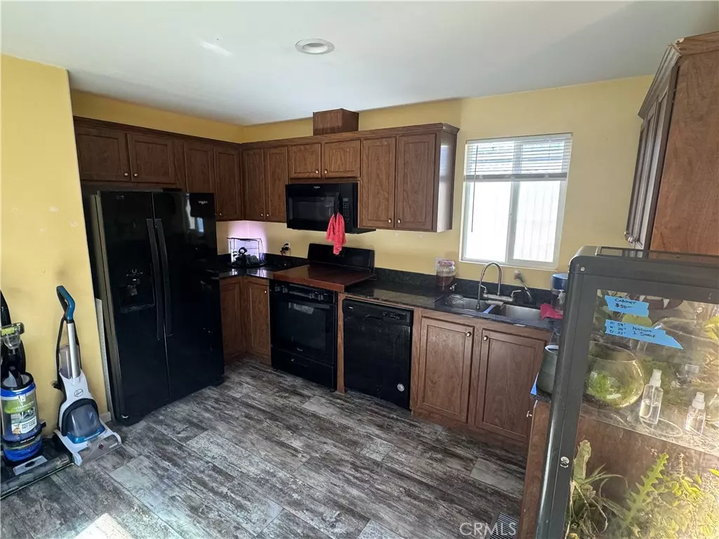 Bellflower, CA 90706,17820 Lakewood BLVD #3