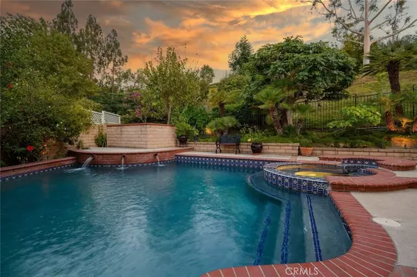 Anaheim Hills, CA 92807,595 S Avenida Faro