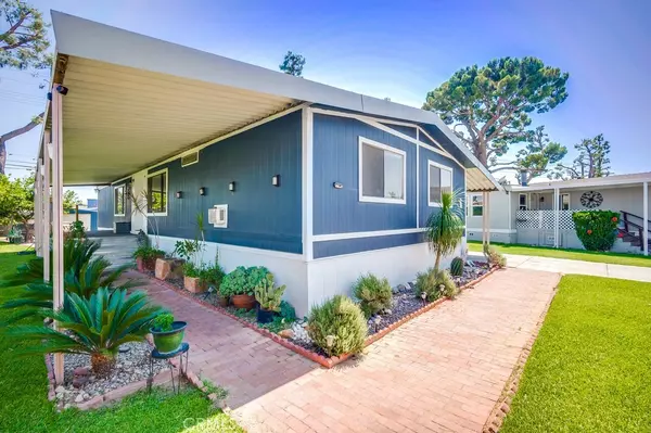Fontana, CA 92335,17400 Valley Blvd #6