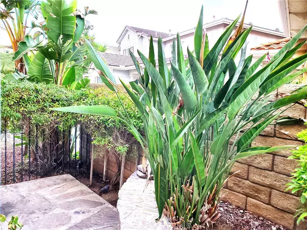 Castaic, CA 91384,30160 Holmby CT