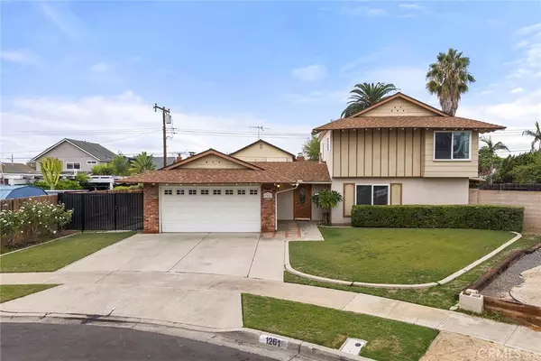 Placentia, CA 92870,1261 Desoto ST