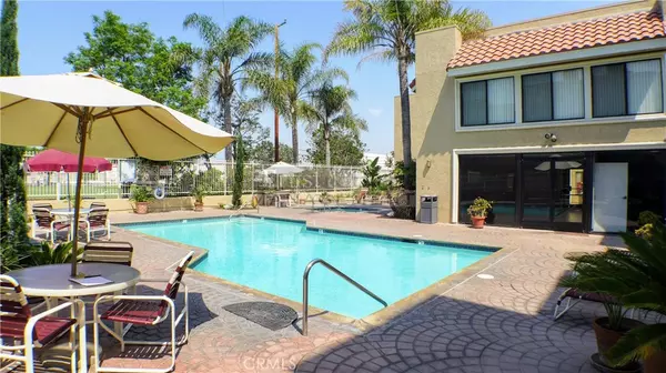 Long Beach, CA 90802,550 Orange Ave #144