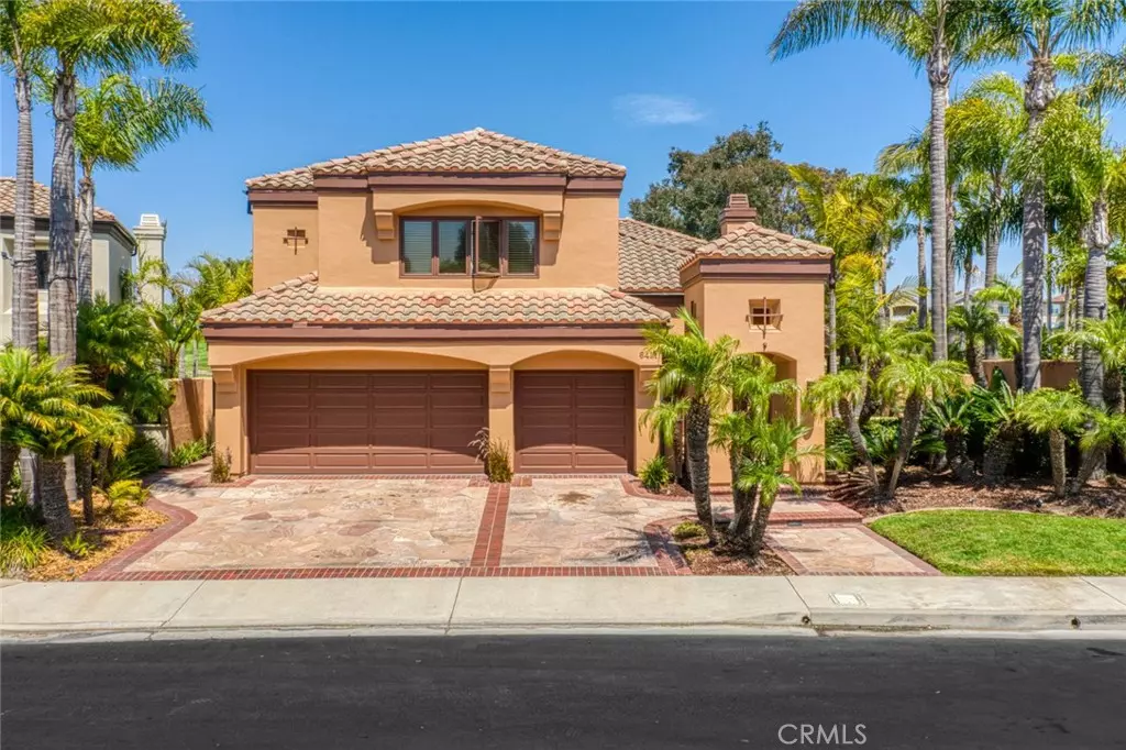 Huntington Beach, CA 92648,6471 Morningside DR