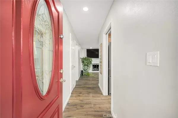 Riverside, CA 92505,11320 Town Country DR