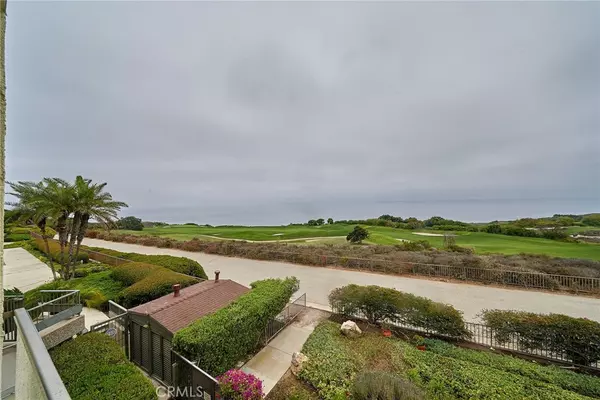 Rancho Palos Verdes, CA 90275,3200 La Rotonda DR #204