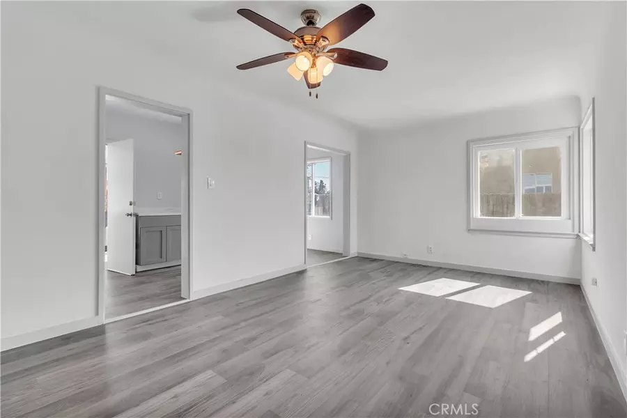8750 Greenfield Park DR, Bakersfield, CA 93307