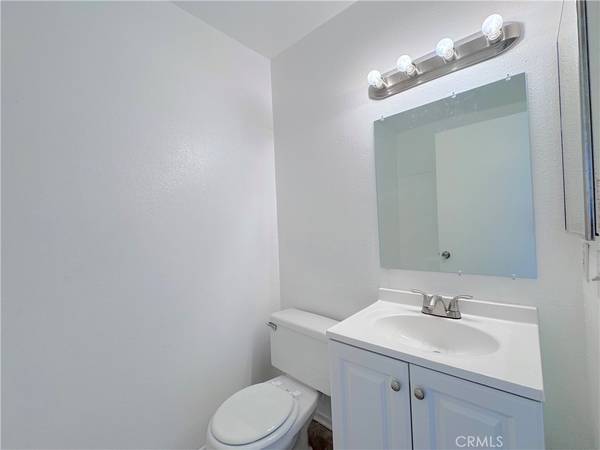 Santa Ana, CA 92701,450 E 4th ST #414