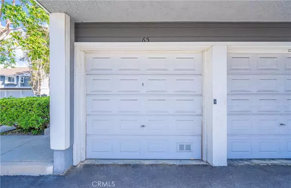 Aliso Viejo, CA 92656,65 Rambling LN