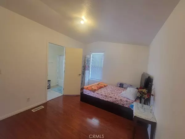 Santa Ana, CA 92704,432 S Harbor BLVD #64