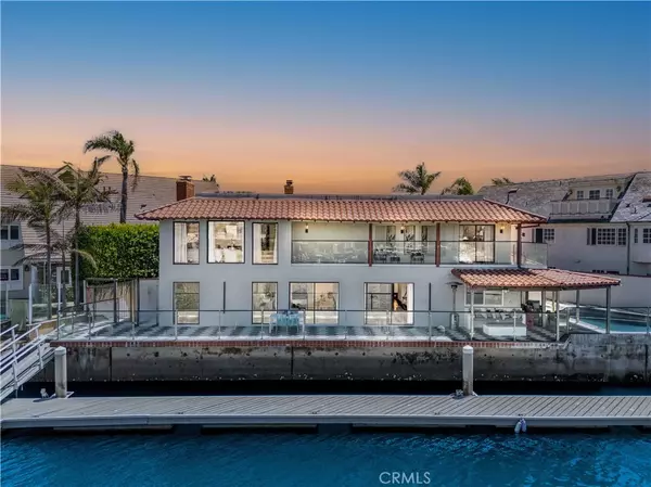 16352 Maruffa Circle, Huntington Beach, CA 92649
