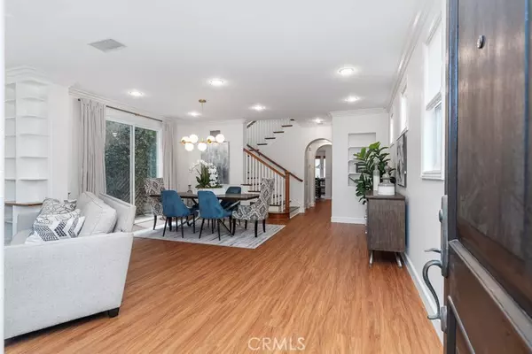 Long Beach, CA 90814,309 Flint AVE