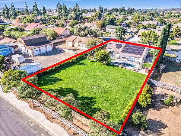 Yorba Linda, CA 92886,6052 Candle Light LN