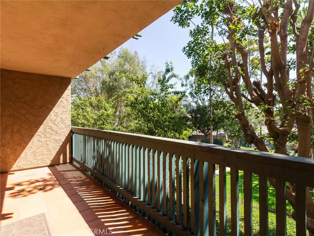 Long Beach, CA 90814,576 N Bellflower BLVD #209