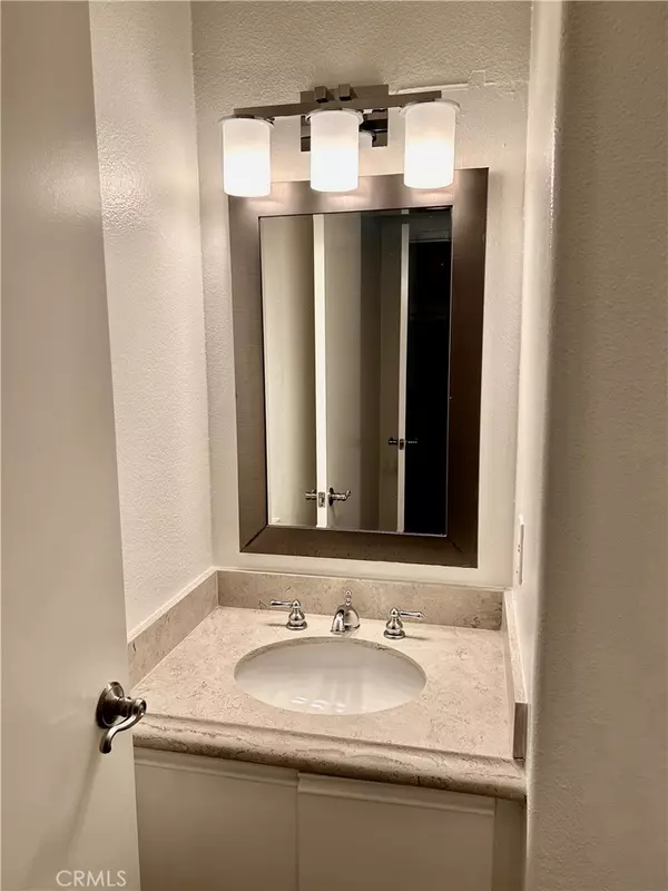 Aliso Viejo, CA 92656,126 Cinnamon Teal