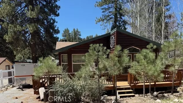 Fawnskin, CA 92333,1106 Comanche DR