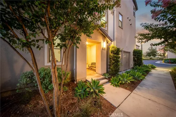 Irvine, CA 92618,204 Keeper