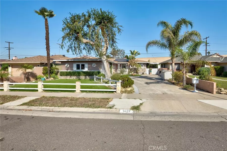 1429 E Rosewood AVE, Anaheim, CA 92805