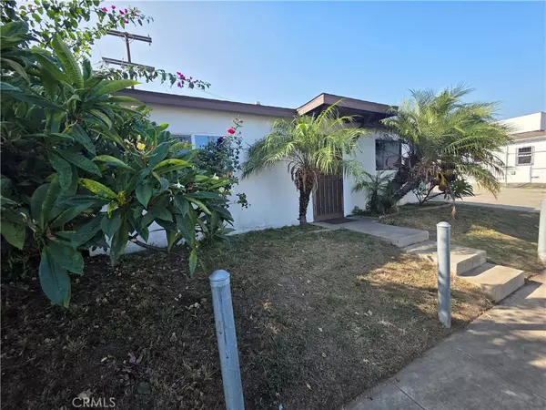 Bellflower, CA 90706,8858 Flower ST