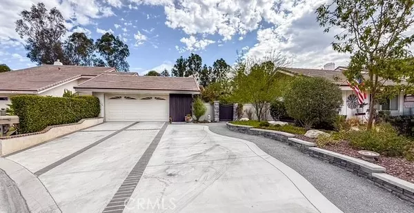 Orange, CA 92869,653 N Buttonbush TRL