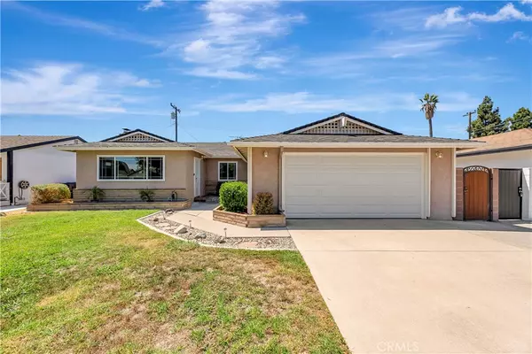 15041 Columbia LN, Huntington Beach, CA 92647