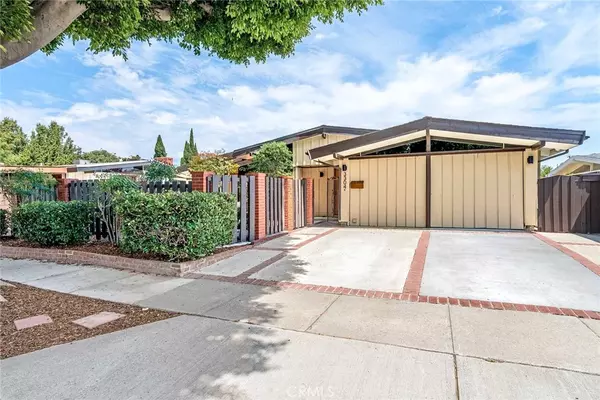 3304 Roxanne AVE, Long Beach, CA 90808