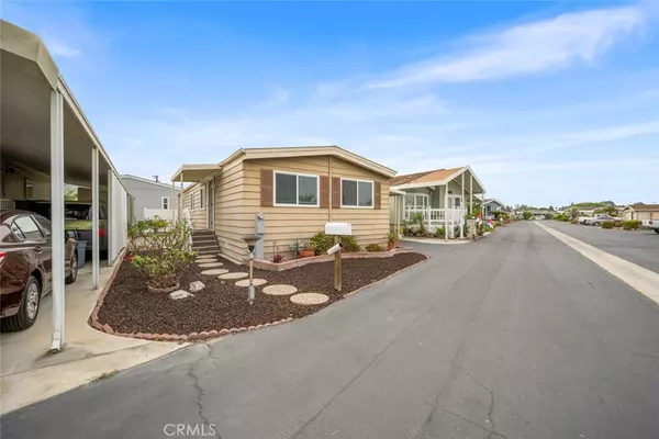 Huntington Beach, CA 92649,16222 Monterey LN #79