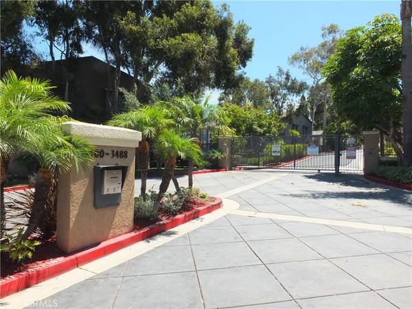 Long Beach, CA 90815,3456 Hathaway AVE #338