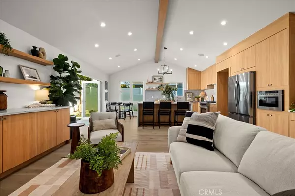 Long Beach, CA 90808,5302 E Mezzanine WAY