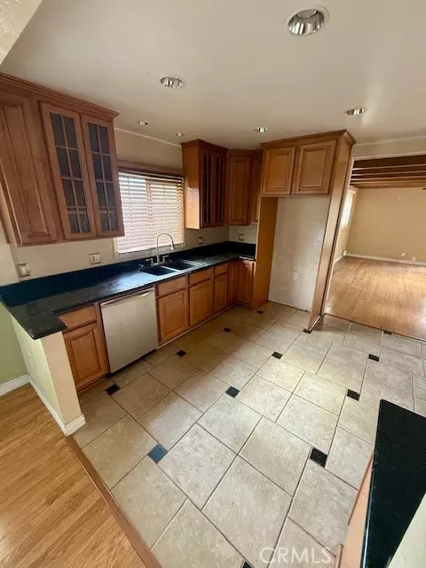 Long Beach, CA 90815,2381 N Bellflower BLVD