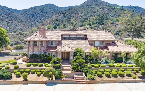 Corona, CA 92881,1300 Hidden Springs DR