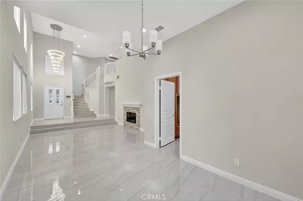 Porter Ranch, CA 91326,12350 Yew CT