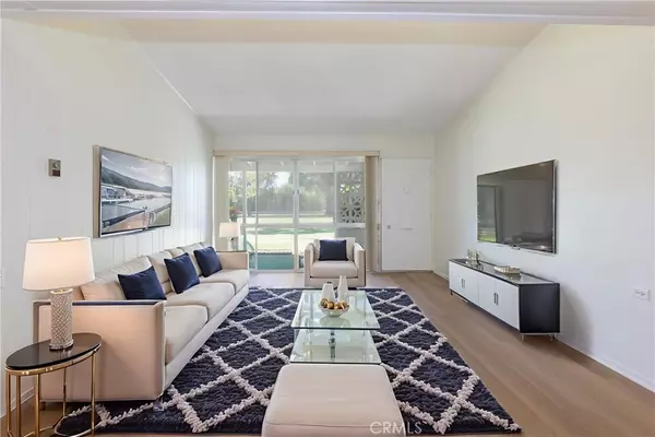 Seal Beach, CA 90740,13741 17J M1 Annandale