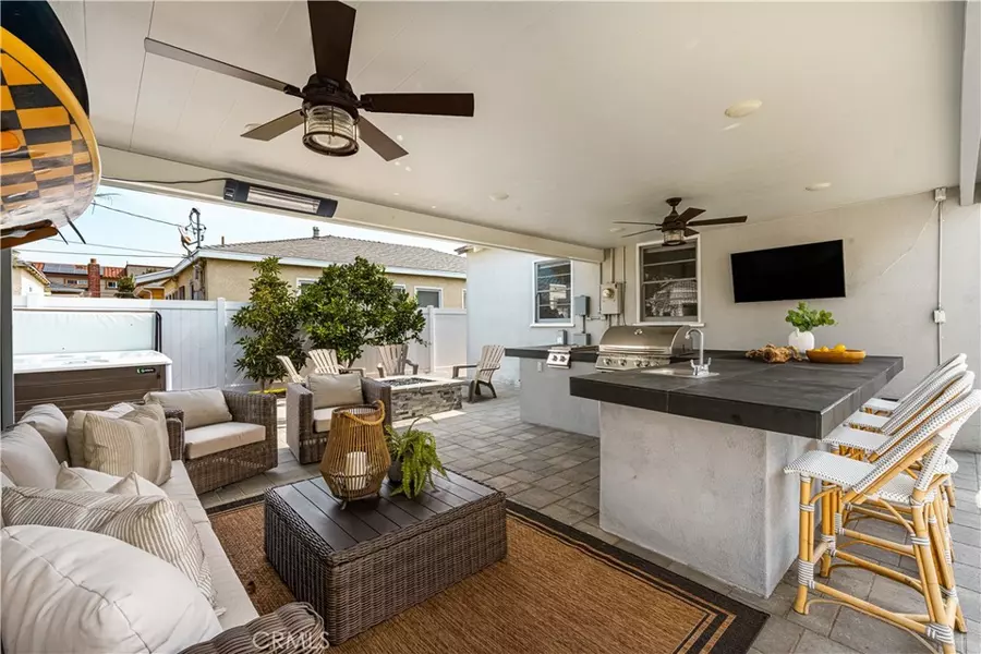 309 15th ST, Seal Beach, CA 90740