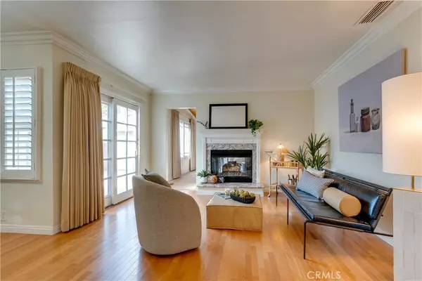 Long Beach, CA 90815,2725 Ladoga Avenue