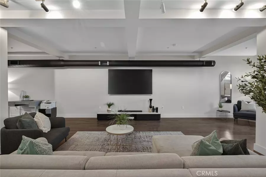 433 Pine AVE #102, Long Beach, CA 90802