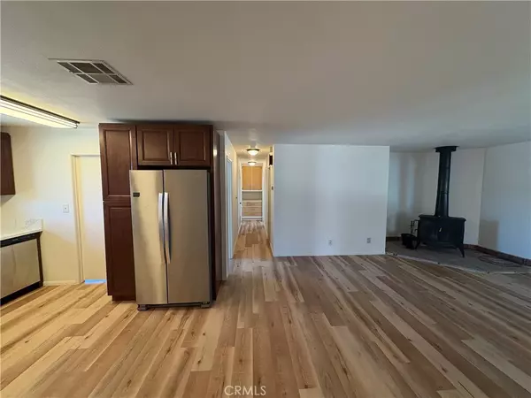 Apple Valley, CA 92307,14311 Mandan RD