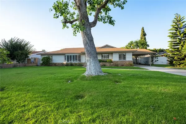 1101 W Sharon RD, Santa Ana, CA 92706