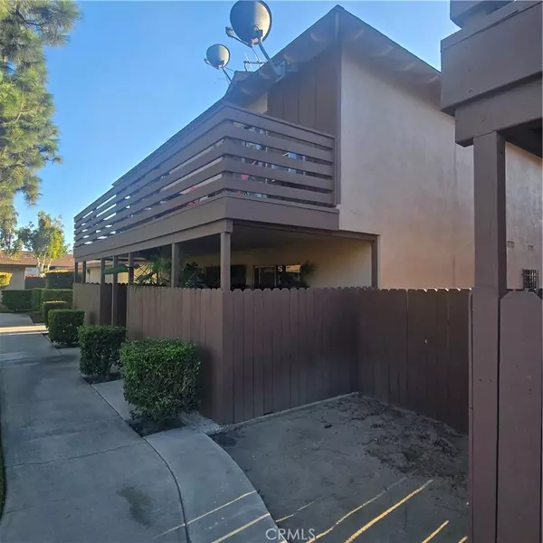 Anaheim, CA 92802,2134 S Acama ST