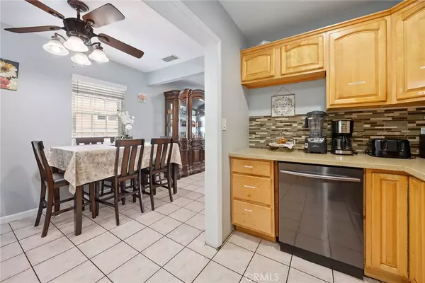 Hawthorne, CA 90250,5017 W 118th PL